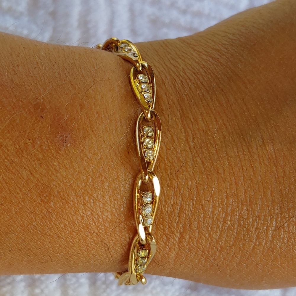 Gold Cubic Zirconia Bracelet!!!